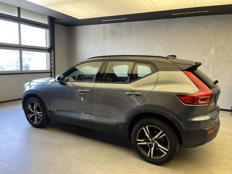 https://cdn-dk.caraffinity.it/dealer/datafiles/vehicle/images/800/11154/AMRg0adshoMIPXYF.jpeg