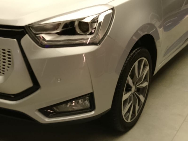 https://cdn-dk.caraffinity.it/dealer/datafiles/vehicle/images/800/11154/DYgAyY8dfFmSCEfK.jpeg