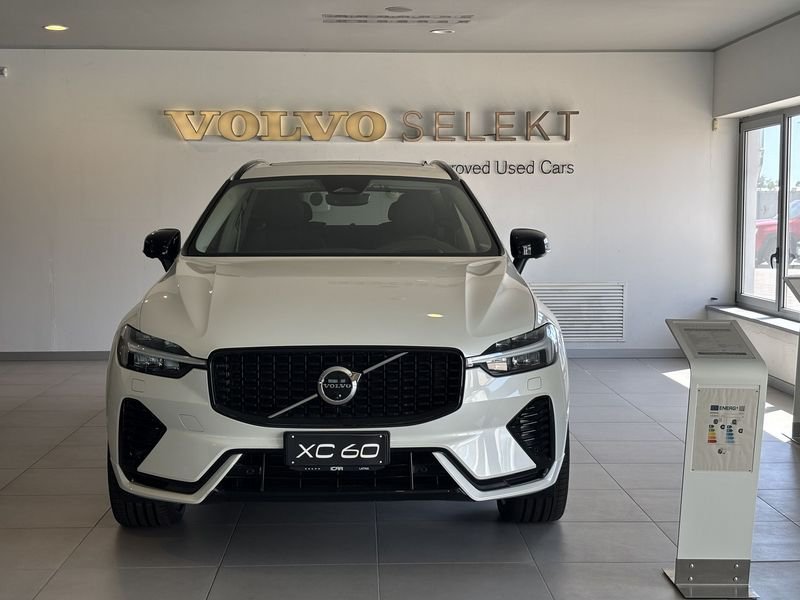 https://cdn-dk.caraffinity.it/dealer/datafiles/vehicle/images/800/11154/ESYt5MV9DdVHx0RG.jpeg