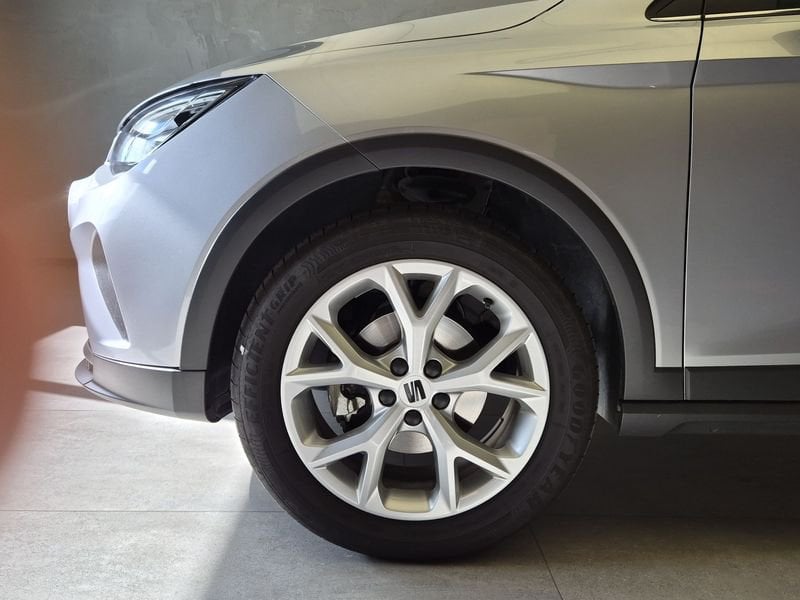 https://cdn-dk.caraffinity.it/dealer/datafiles/vehicle/images/800/11154/IzmwdBpZXE402ZNy.jpg
