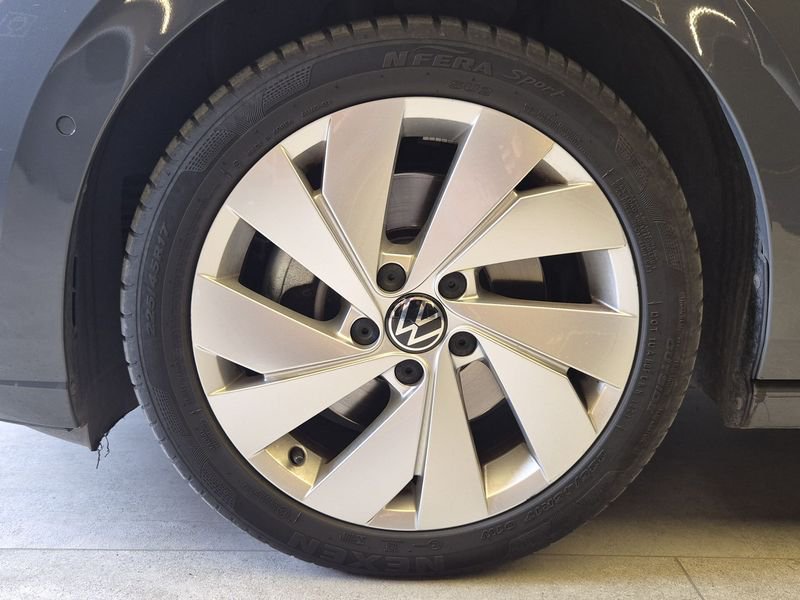 https://cdn-dk.caraffinity.it/dealer/datafiles/vehicle/images/800/11154/VpkvzYz1x1GFVTKG.jpeg