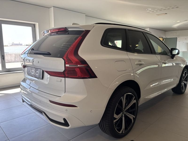 https://cdn-dk.caraffinity.it/dealer/datafiles/vehicle/images/800/11154/XtEyQSWkmIi09bkf.jpeg