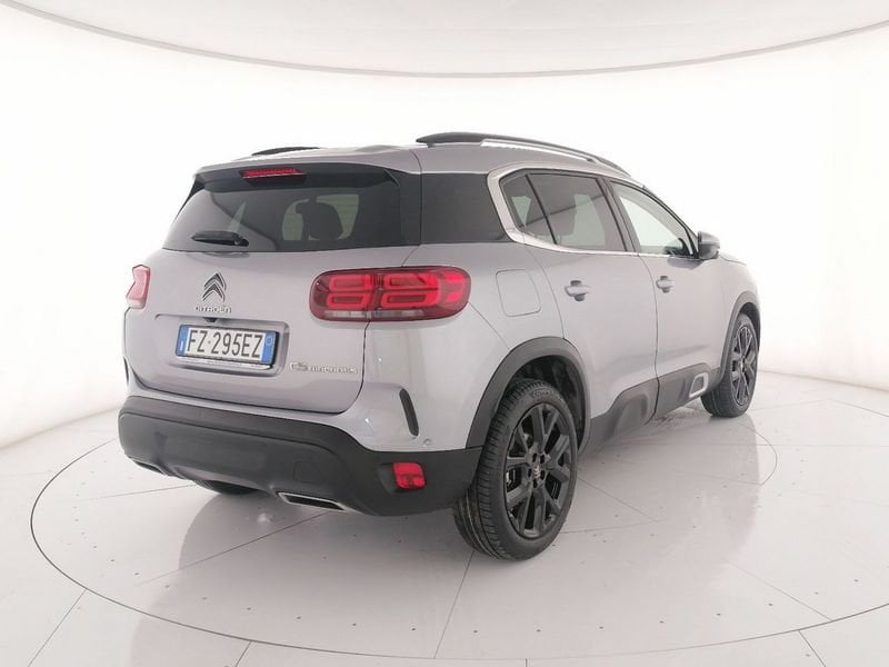https://cdn-dk.caraffinity.it/dealer/datafiles/vehicle/images/800/1309/02neMB3HK2EfF4wv.jpeg