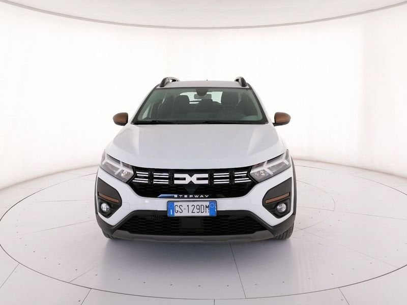 https://cdn-dk.caraffinity.it/dealer/datafiles/vehicle/images/800/1309/0Sl6iAKrV65QCIFW.jpeg