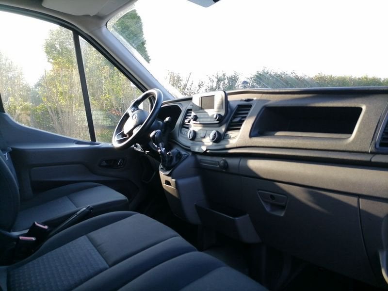 https://cdn-dk.caraffinity.it/dealer/datafiles/vehicle/images/800/1309/60oGgteheIgrl1eu.jpeg