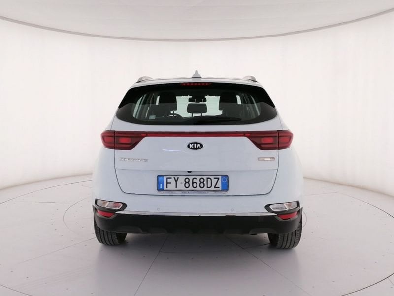 https://cdn-dk.caraffinity.it/dealer/datafiles/vehicle/images/800/1309/6deEun3TXaxmogT7.jpeg