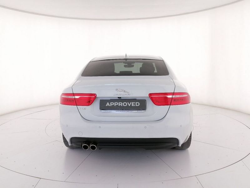 https://cdn-dk.caraffinity.it/dealer/datafiles/vehicle/images/800/1309/6kZATRoB0RtSvSIy.jpeg