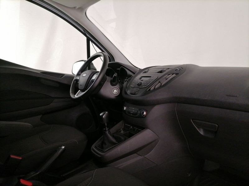 https://cdn-dk.caraffinity.it/dealer/datafiles/vehicle/images/800/1309/7VfMm9c0cBf8aMWM.jpeg