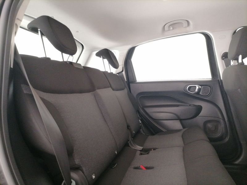 https://cdn-dk.caraffinity.it/dealer/datafiles/vehicle/images/800/1309/8I8t9SozRjgFvgpn.jpeg