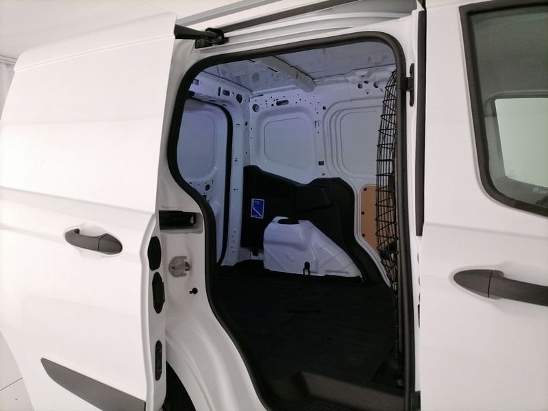 https://cdn-dk.caraffinity.it/dealer/datafiles/vehicle/images/800/1309/8PEh8bbH0jbIJSMk.jpeg