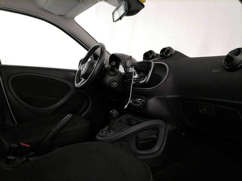 https://cdn-dk.caraffinity.it/dealer/datafiles/vehicle/images/800/1309/A7R33nINruzqVuEJ.jpeg