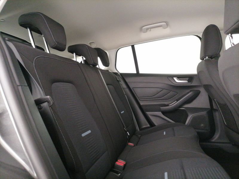 https://cdn-dk.caraffinity.it/dealer/datafiles/vehicle/images/800/1309/AYET9QBqabcE2wBZ.jpeg