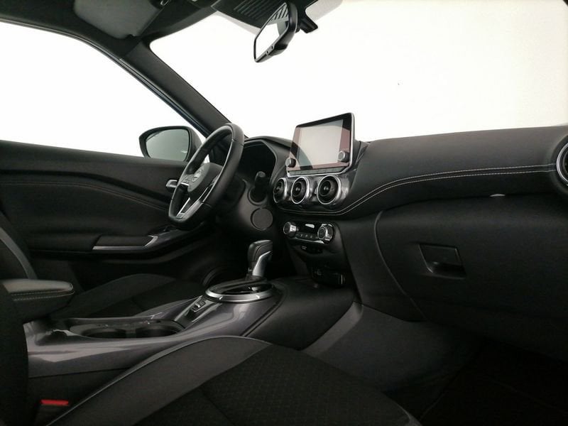 https://cdn-dk.caraffinity.it/dealer/datafiles/vehicle/images/800/1309/AjBS8A6gHrD2omqG.jpeg