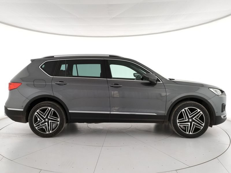 https://cdn-dk.caraffinity.it/dealer/datafiles/vehicle/images/800/1309/BbFapd8tZKuGsFOo.jpeg