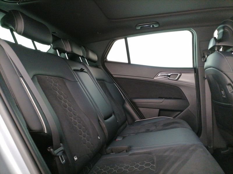 https://cdn-dk.caraffinity.it/dealer/datafiles/vehicle/images/800/1309/Cex2sN89bnTzojJr.jpeg