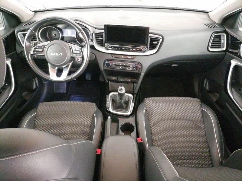 https://cdn-dk.caraffinity.it/dealer/datafiles/vehicle/images/800/1309/E39RdZJQ4VIZ5n68.jpeg