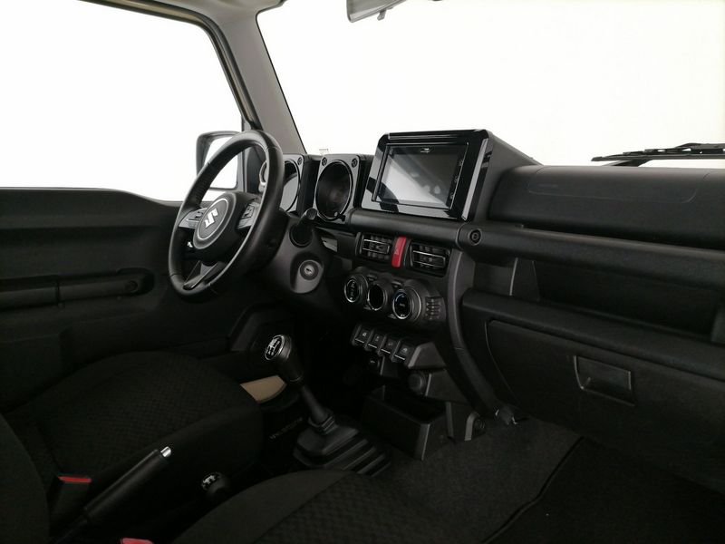 https://cdn-dk.caraffinity.it/dealer/datafiles/vehicle/images/800/1309/G8TWR8Enox1LooYg.jpeg