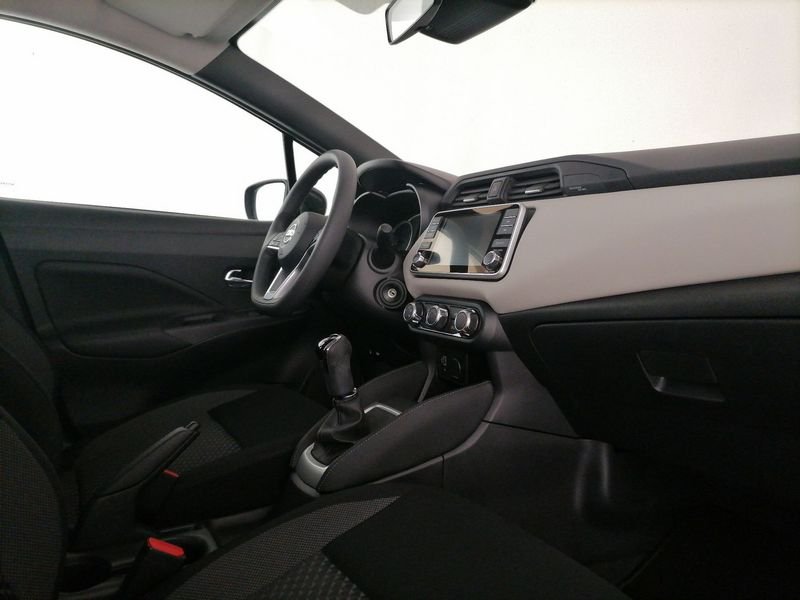 https://cdn-dk.caraffinity.it/dealer/datafiles/vehicle/images/800/1309/GF2lDpWsvisD2ubv.jpeg