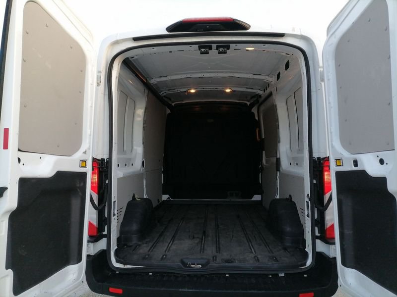 https://cdn-dk.caraffinity.it/dealer/datafiles/vehicle/images/800/1309/GiVRGGmXyFxDGV8W.jpeg