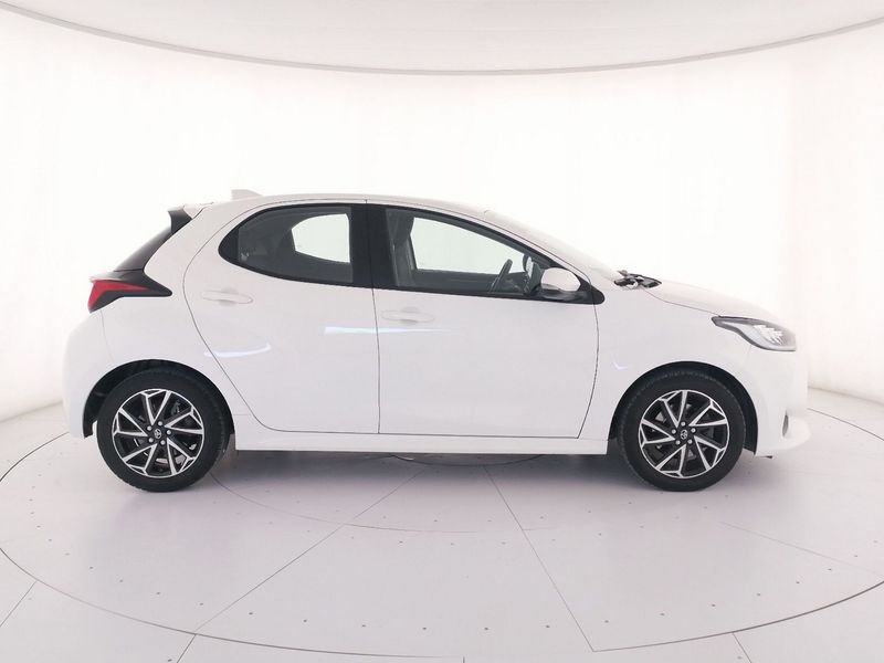 https://cdn-dk.caraffinity.it/dealer/datafiles/vehicle/images/800/1309/Gs1lArZlG9ZqaLL4.jpeg