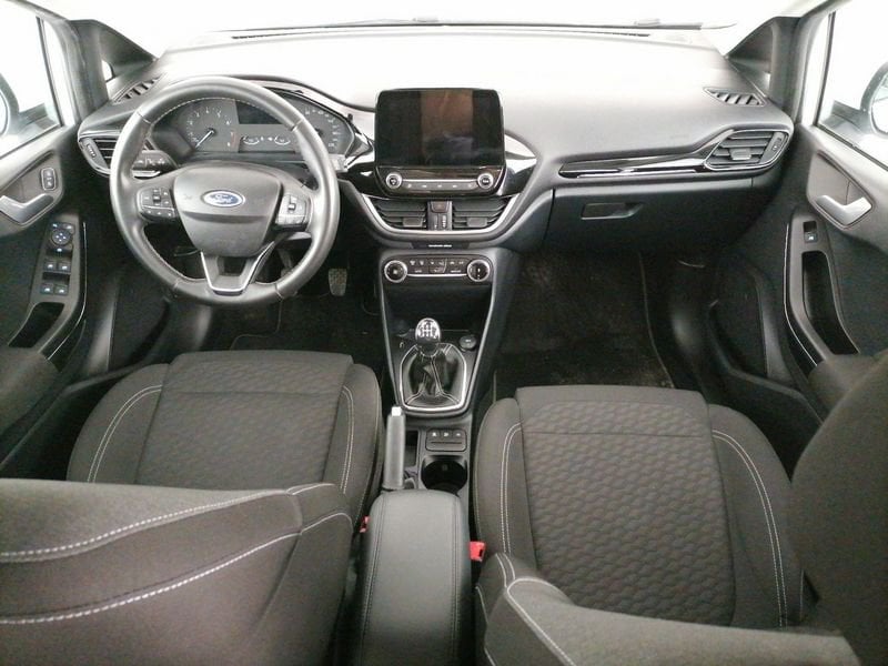 https://cdn-dk.caraffinity.it/dealer/datafiles/vehicle/images/800/1309/HhPu2X9rh4EquCOT.jpeg