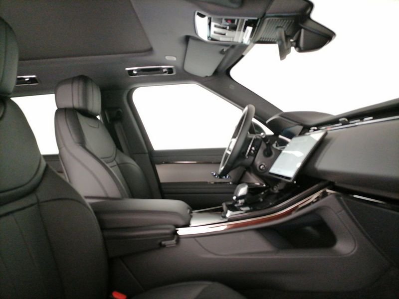 https://cdn-dk.caraffinity.it/dealer/datafiles/vehicle/images/800/1309/IAifNkEHpK8FcD5X.jpg