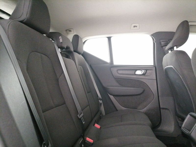 https://cdn-dk.caraffinity.it/dealer/datafiles/vehicle/images/800/1309/JJJA1DjU23vicd9X.jpeg