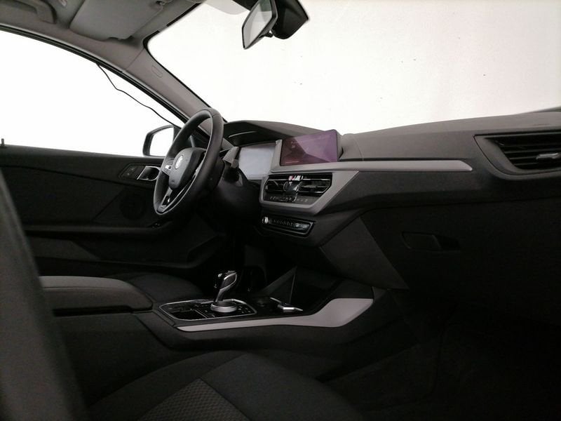 https://cdn-dk.caraffinity.it/dealer/datafiles/vehicle/images/800/1309/KjEsXhRMOPugY6th.jpeg