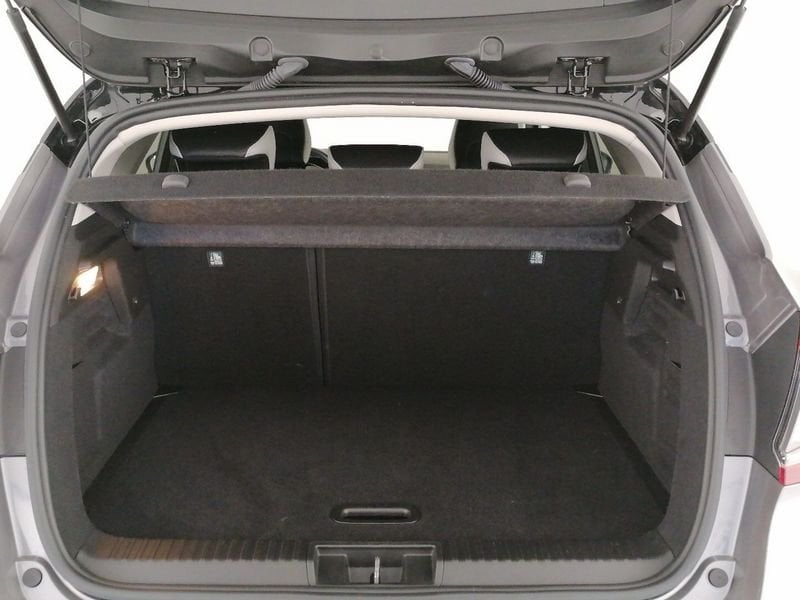 https://cdn-dk.caraffinity.it/dealer/datafiles/vehicle/images/800/1309/LKQPBokPA9pndwgu.jpeg