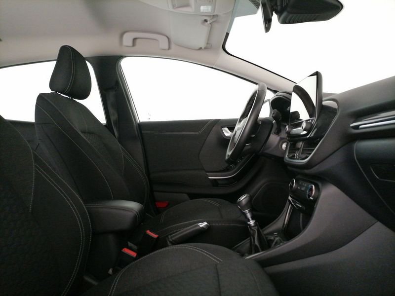 https://cdn-dk.caraffinity.it/dealer/datafiles/vehicle/images/800/1309/Lj35V8YVueVsytkC.jpeg
