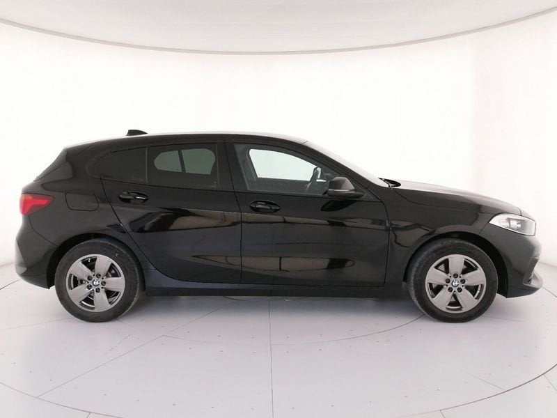 https://cdn-dk.caraffinity.it/dealer/datafiles/vehicle/images/800/1309/MSBlb3RfslaKhElG.jpeg