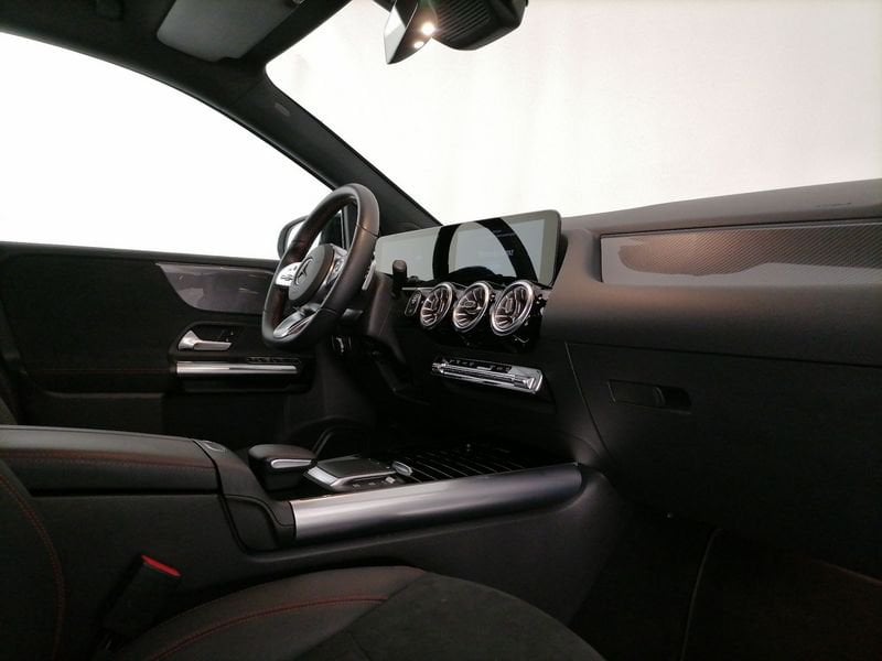 https://cdn-dk.caraffinity.it/dealer/datafiles/vehicle/images/800/1309/MkxjX2WBiJWBFOVM.jpeg