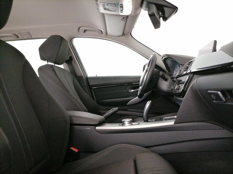 https://cdn-dk.caraffinity.it/dealer/datafiles/vehicle/images/800/1309/Nyu43CmnH6udqKMn.jpeg