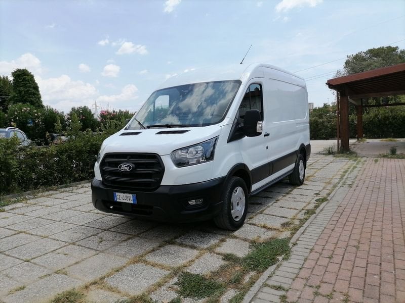 https://cdn-dk.caraffinity.it/dealer/datafiles/vehicle/images/800/1309/OqnWLOnHkDdlYbKn.jpeg?format=jpeg&gva=20251013