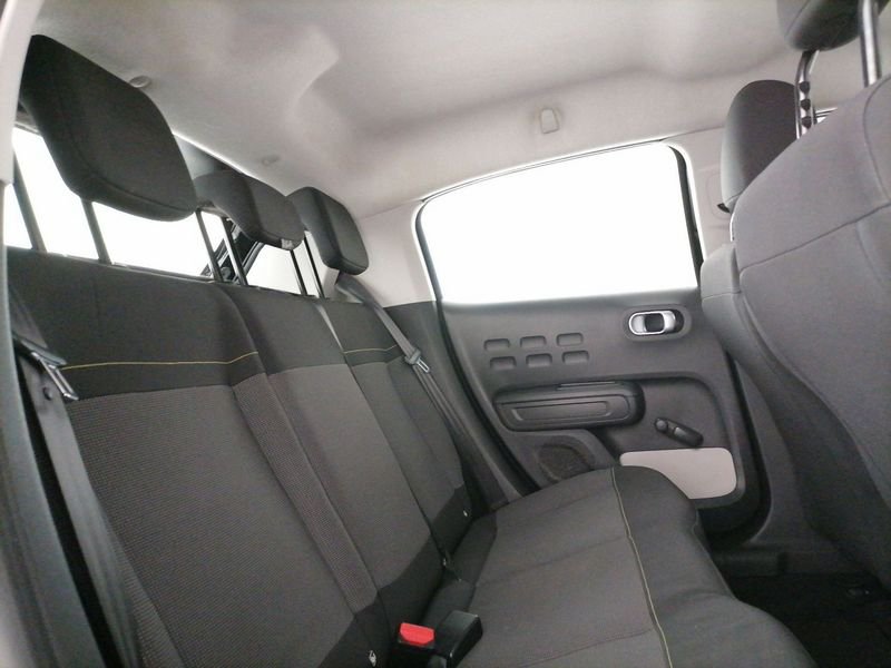 https://cdn-dk.caraffinity.it/dealer/datafiles/vehicle/images/800/1309/PUlHbY3NSfDVyYU5.jpeg