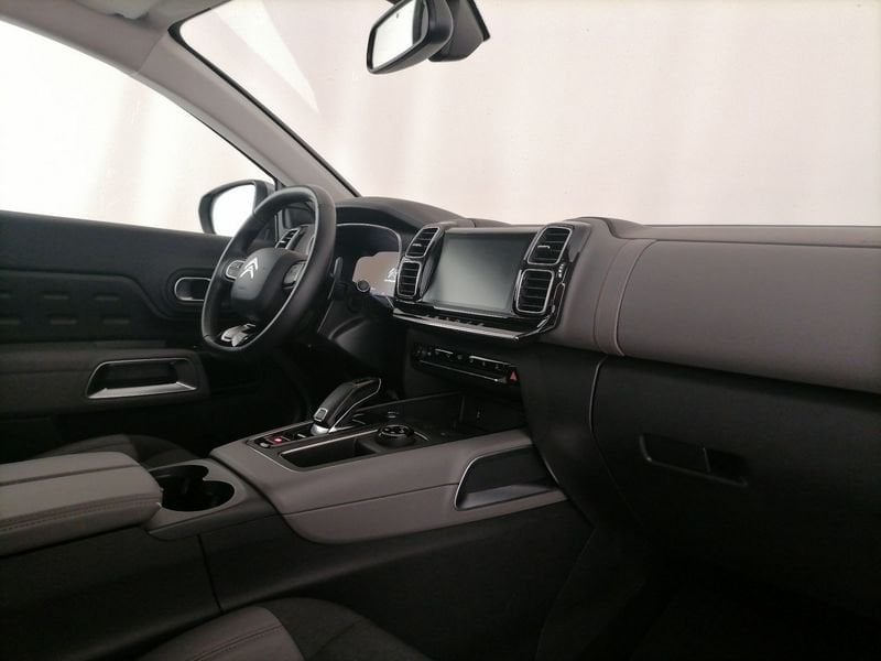 https://cdn-dk.caraffinity.it/dealer/datafiles/vehicle/images/800/1309/PnKAcoJHveeAlJL7.jpeg
