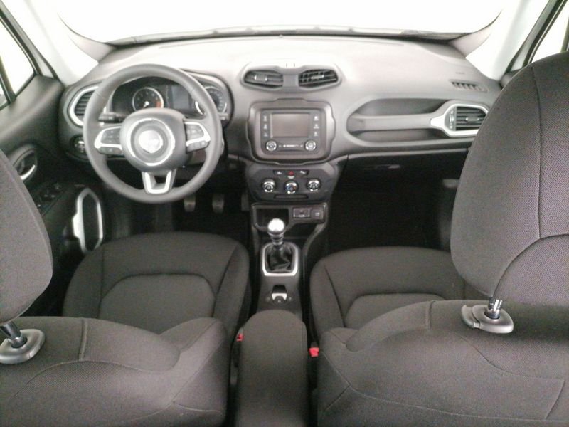 https://cdn-dk.caraffinity.it/dealer/datafiles/vehicle/images/800/1309/RjorKbrLJ1z7Sk8V.jpeg