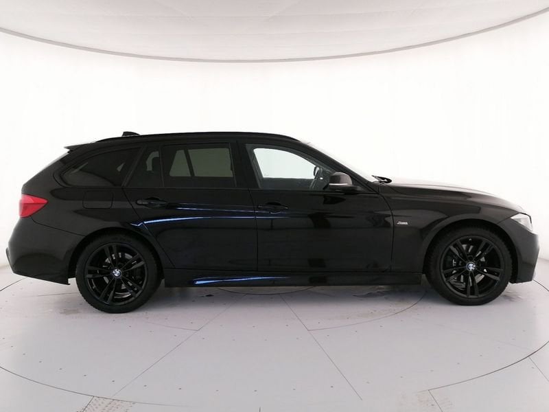 https://cdn-dk.caraffinity.it/dealer/datafiles/vehicle/images/800/1309/SL9uwrSFHI34YmWn.jpeg