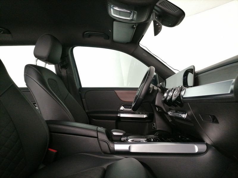 https://cdn-dk.caraffinity.it/dealer/datafiles/vehicle/images/800/1309/SR3qi4Z7USJNz7S4.jpeg