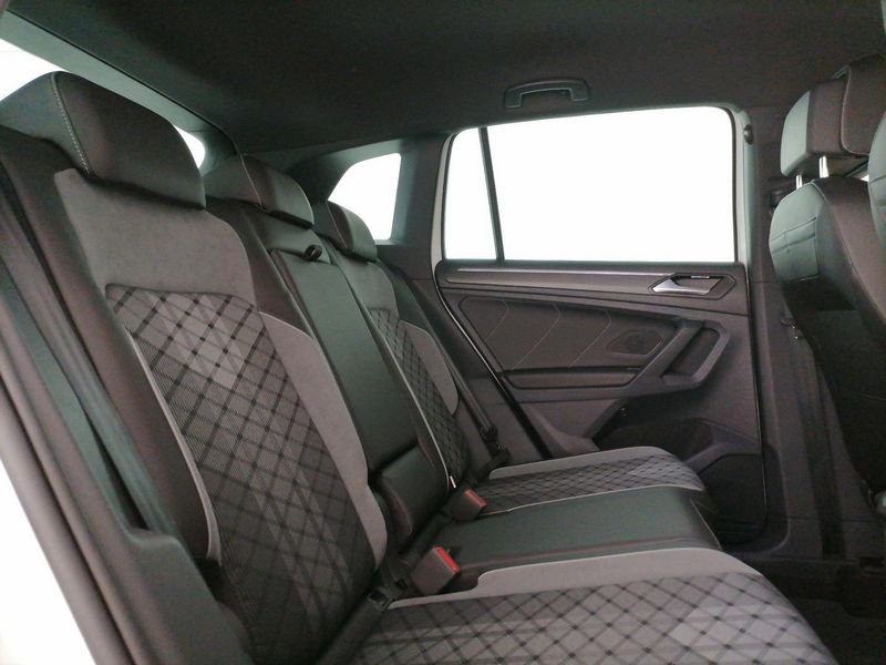 https://cdn-dk.caraffinity.it/dealer/datafiles/vehicle/images/800/1309/TOqlrnlILMpBo5RM.jpeg