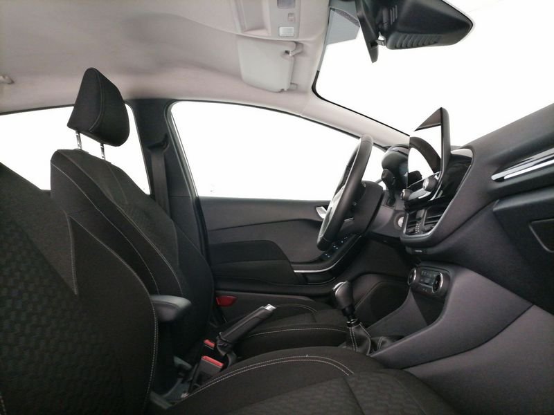 https://cdn-dk.caraffinity.it/dealer/datafiles/vehicle/images/800/1309/TVaOZgtXzr7Dc73o.jpeg