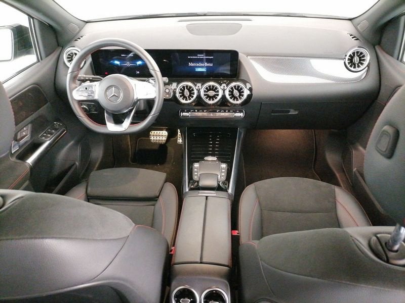 https://cdn-dk.caraffinity.it/dealer/datafiles/vehicle/images/800/1309/VFl1IsgaeIPDHlQw.jpeg