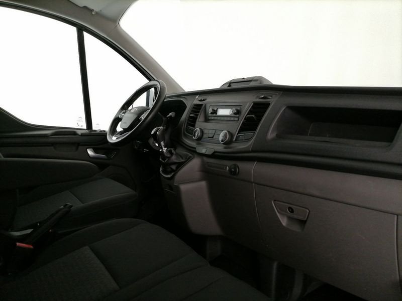 https://cdn-dk.caraffinity.it/dealer/datafiles/vehicle/images/800/1309/VG1BlxxuVZ0sEwMu.jpeg