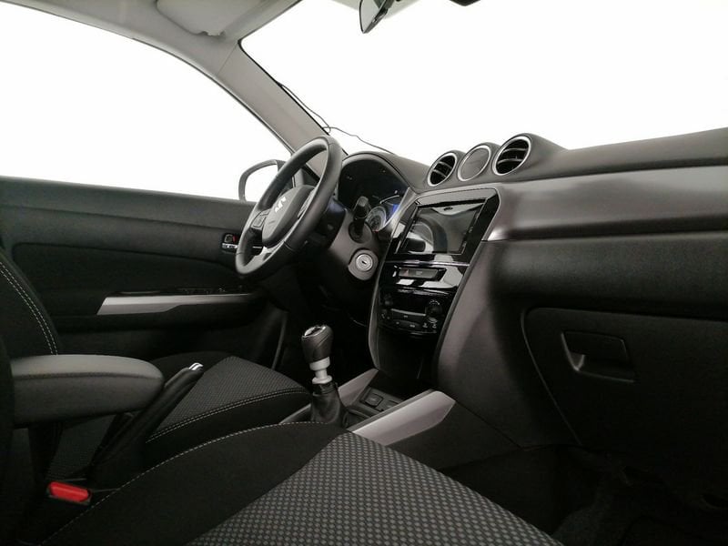https://cdn-dk.caraffinity.it/dealer/datafiles/vehicle/images/800/1309/WigWiAkfC4Nu5RaP.jpeg