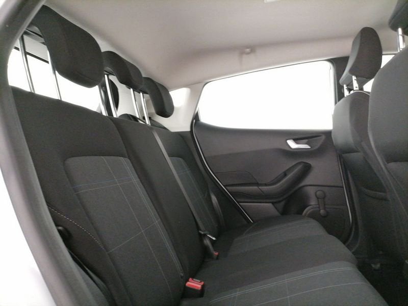https://cdn-dk.caraffinity.it/dealer/datafiles/vehicle/images/800/1309/Y5wRyY3teHFMrrJ7.jpeg