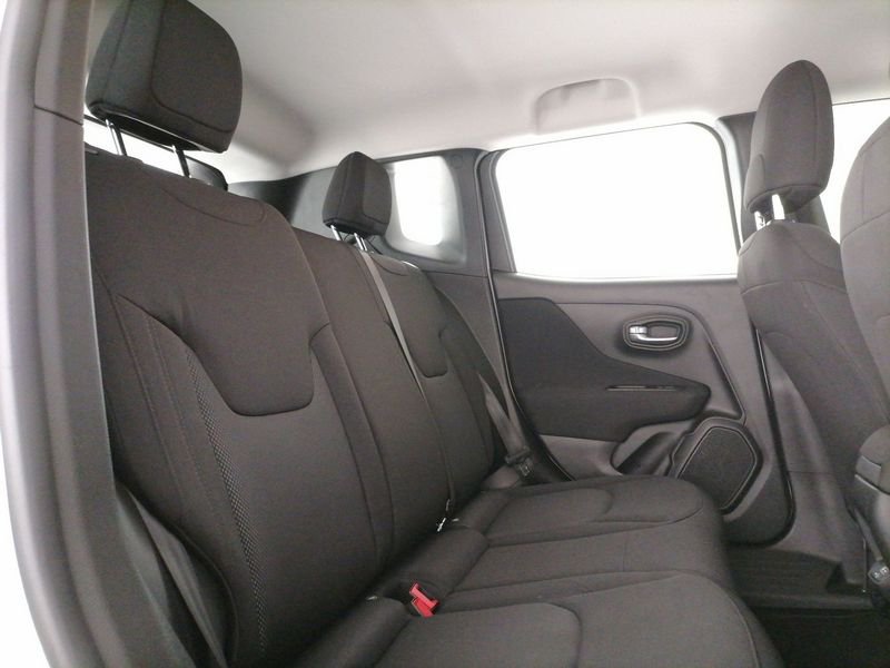 https://cdn-dk.caraffinity.it/dealer/datafiles/vehicle/images/800/1309/YxMHeiJgKJSAD8pW.jpeg