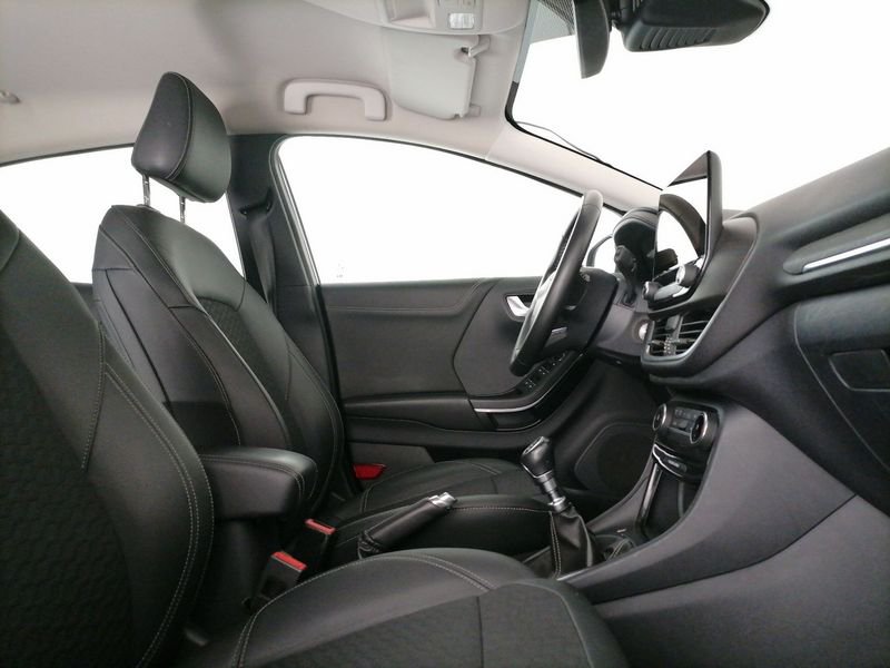 https://cdn-dk.caraffinity.it/dealer/datafiles/vehicle/images/800/1309/Z3Qmq81ysgczYTop.jpeg