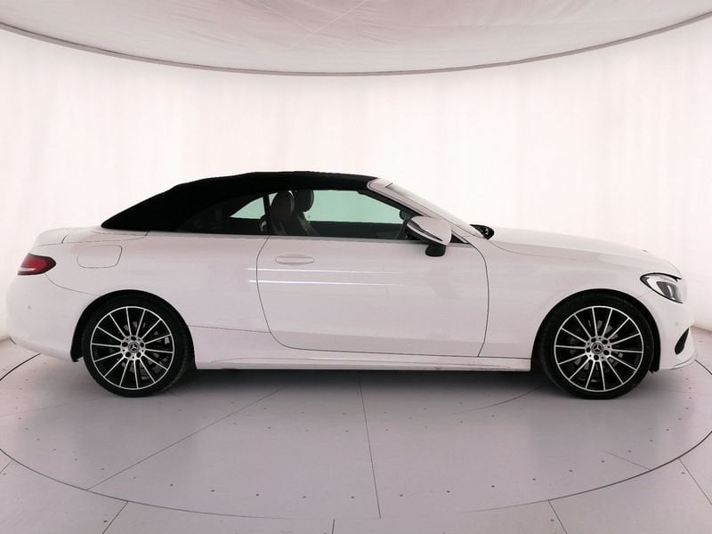 https://cdn-dk.caraffinity.it/dealer/datafiles/vehicle/images/800/1309/Zc7esW1GFG7FEiun.jpeg