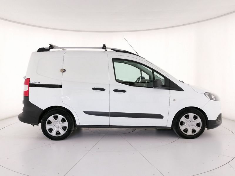 https://cdn-dk.caraffinity.it/dealer/datafiles/vehicle/images/800/1309/auKYpD7egHmJc6n3.jpeg