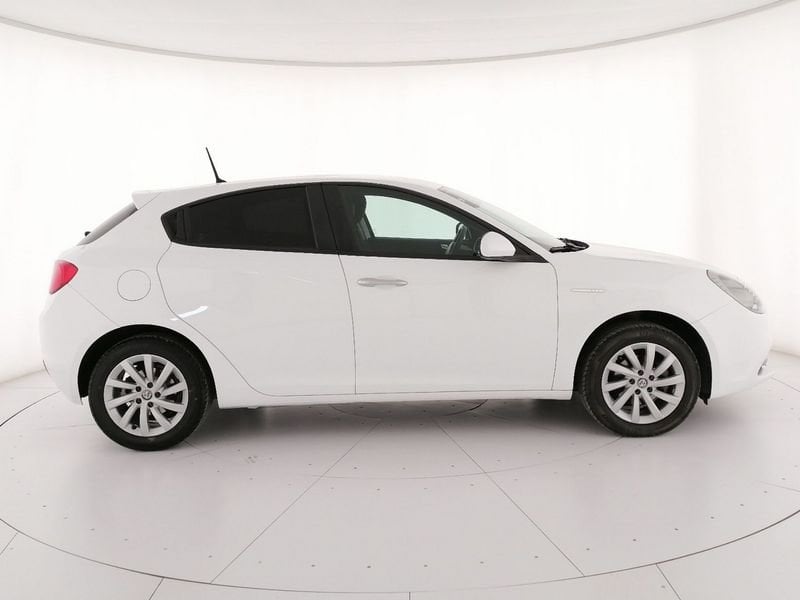 https://cdn-dk.caraffinity.it/dealer/datafiles/vehicle/images/800/1309/bgOWFmQ7NSGwLAT1.jpeg